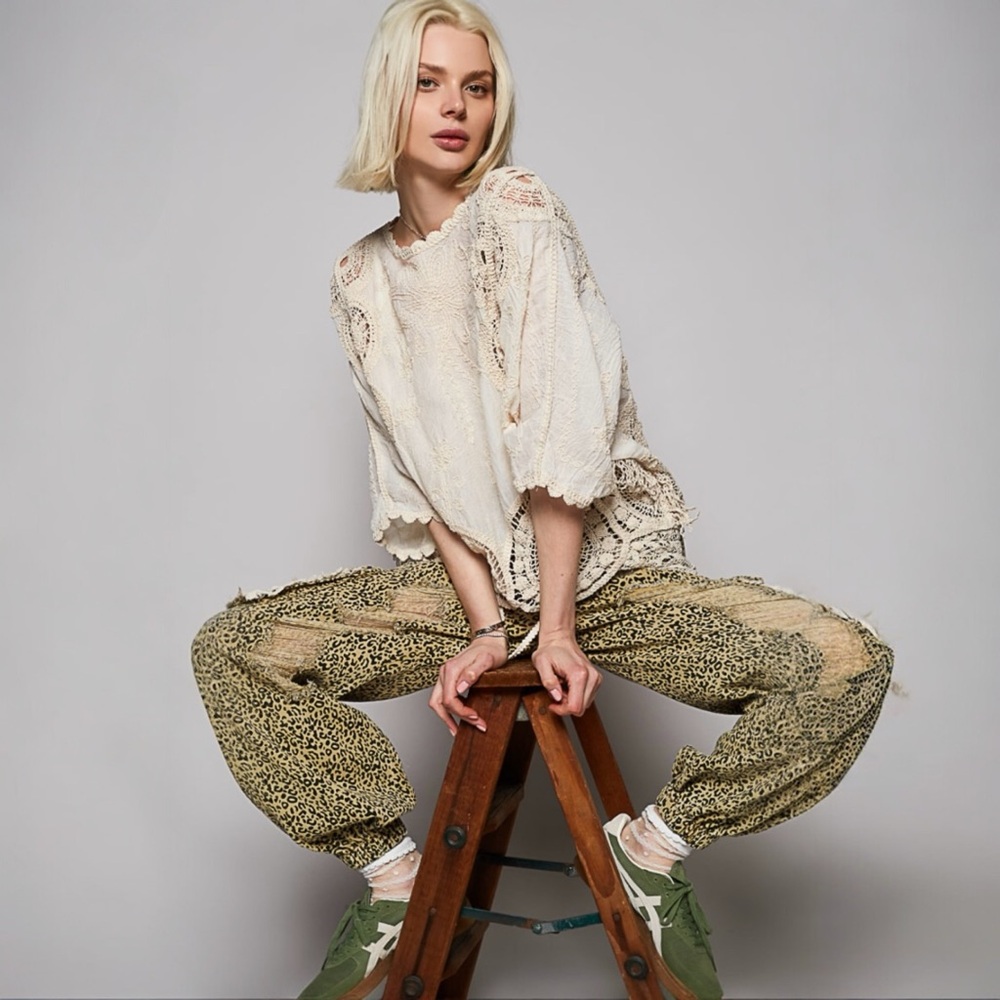 NWT POL Boho Cream with Crochet Lace Top - Picture 4 of 10